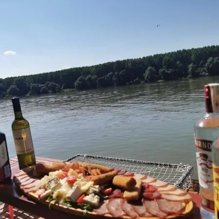 Splav Kod Doktora, - Umka Apartment